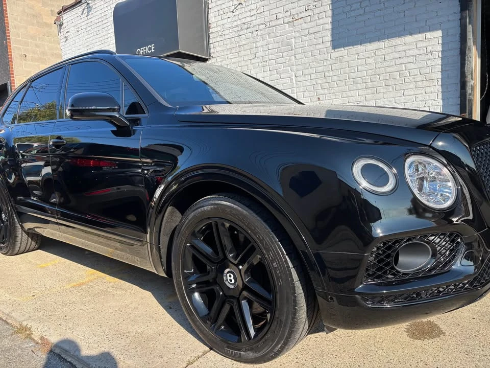 2018 Bentley Bentayga - Image 8 of 11