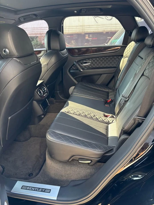 2018 Bentley Bentayga - Image 11 of 11