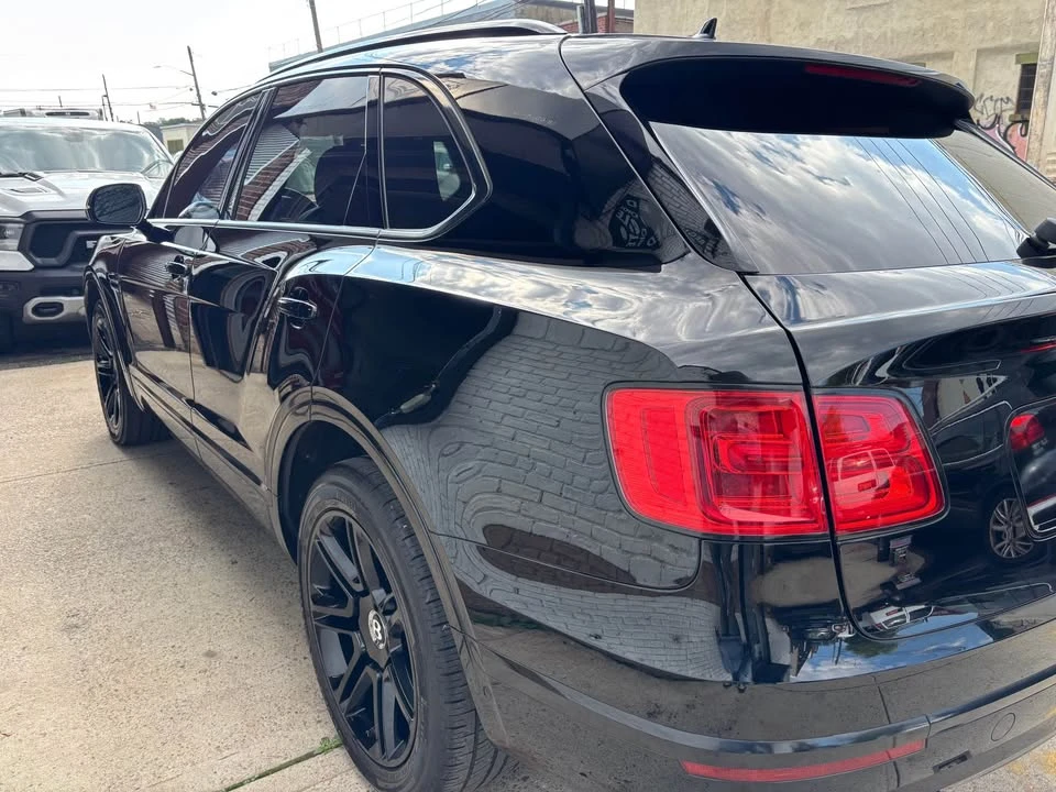 2018 Bentley Bentayga - Image 5 of 11
