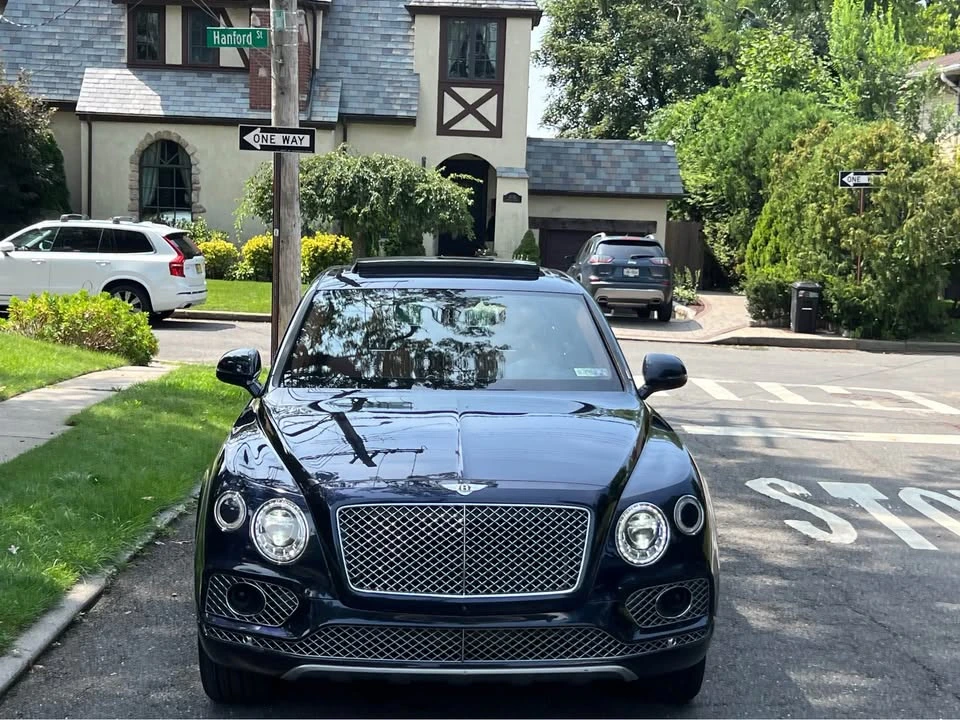 2018 Bentley Bentayga - Image 4 of 19