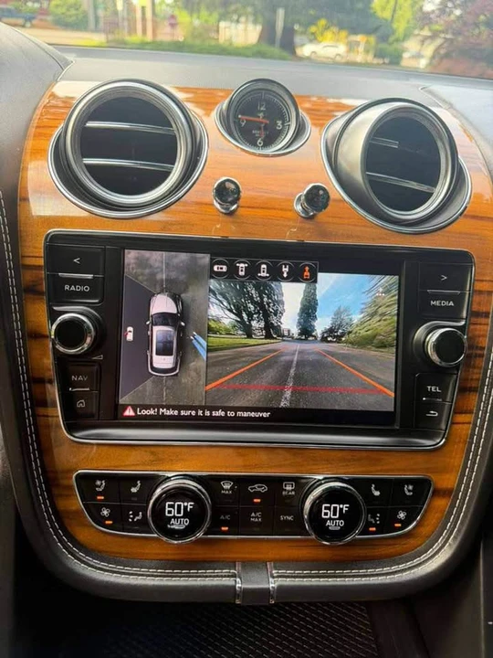 2018 Bentley Bentayga - Image 17 of 20