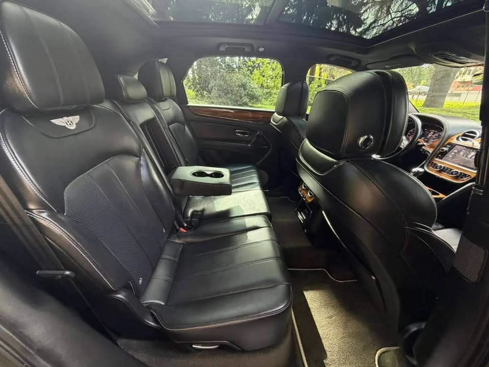 2018 Bentley Bentayga - Image 9 of 20