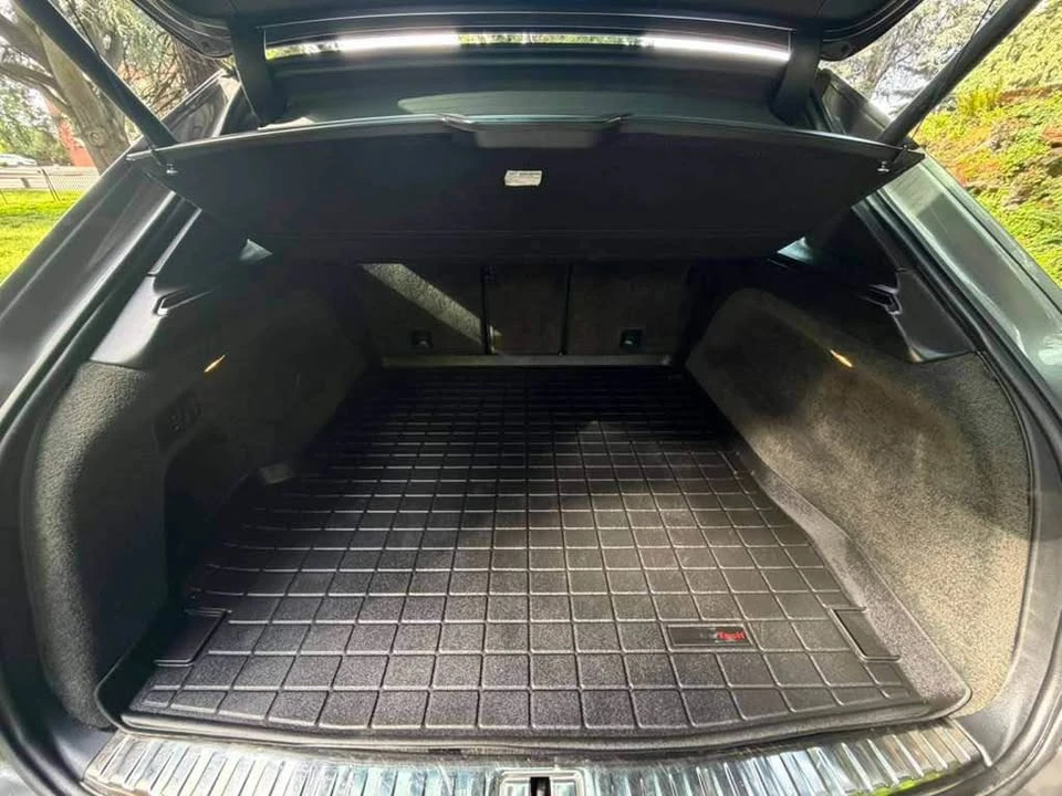 2018 Bentley Bentayga - Image 8 of 20