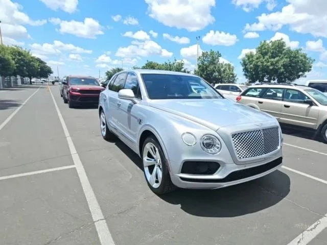 2018 Bentley Bentayga - Image 7 of 11