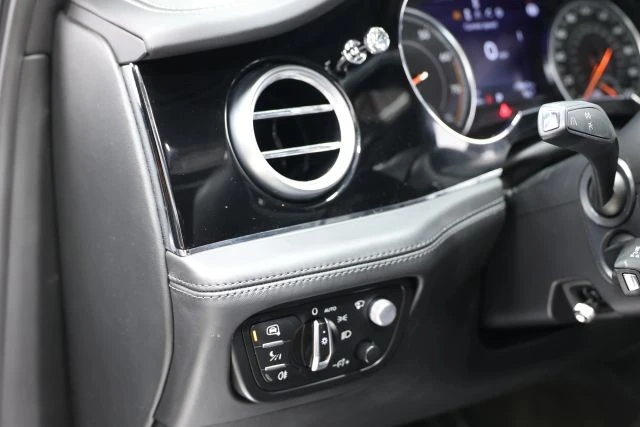 2018 Bentley Bentayga - Image 25 of 31