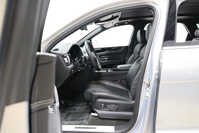 2018 Bentley Bentayga - Image 16 of 31
