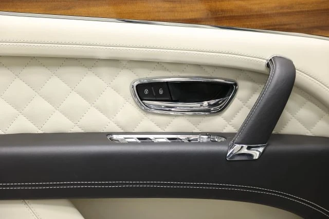 2018 Bentley Bentayga - Image 12 of 31