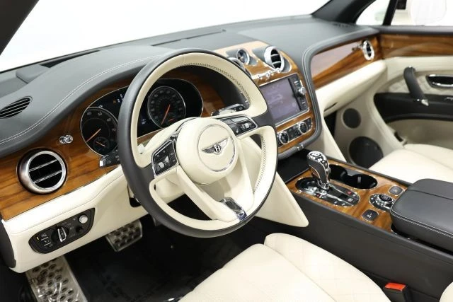 2018 Bentley Bentayga - Image 23 of 31