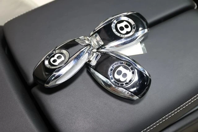 2018 Bentley Bentayga - Image 6 of 31