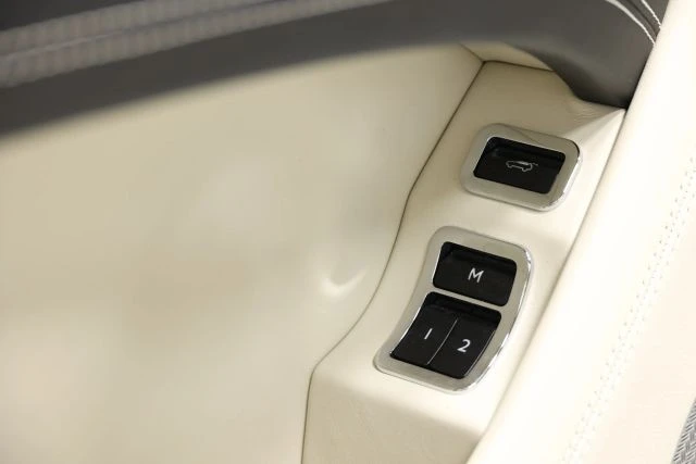 2018 Bentley Bentayga - Image 13 of 31