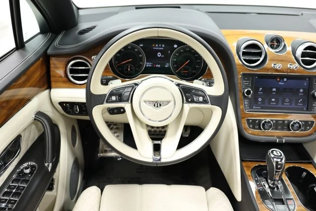 2018 Bentley Bentayga - Image 28 of 31