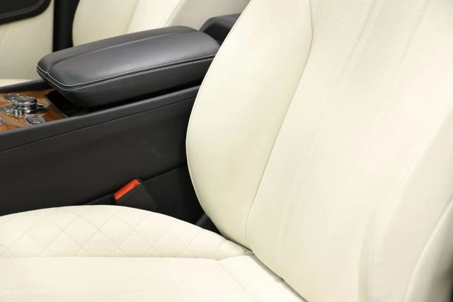 2018 Bentley Bentayga - Image 22 of 31