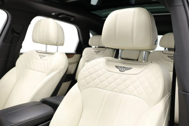 2018 Bentley Bentayga - Image 19 of 31