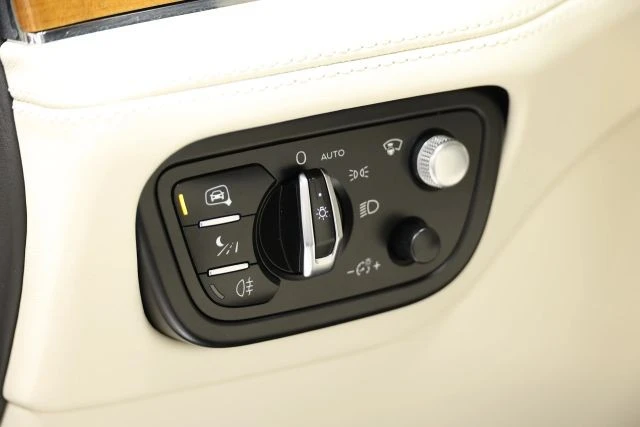 2018 Bentley Bentayga - Image 26 of 31