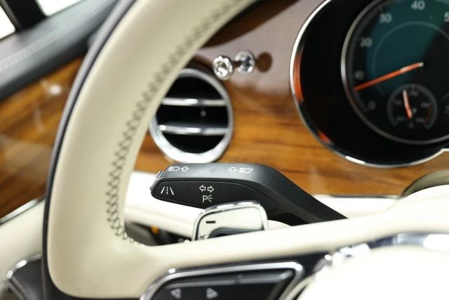 2018 Bentley Bentayga - Image 31 of 31