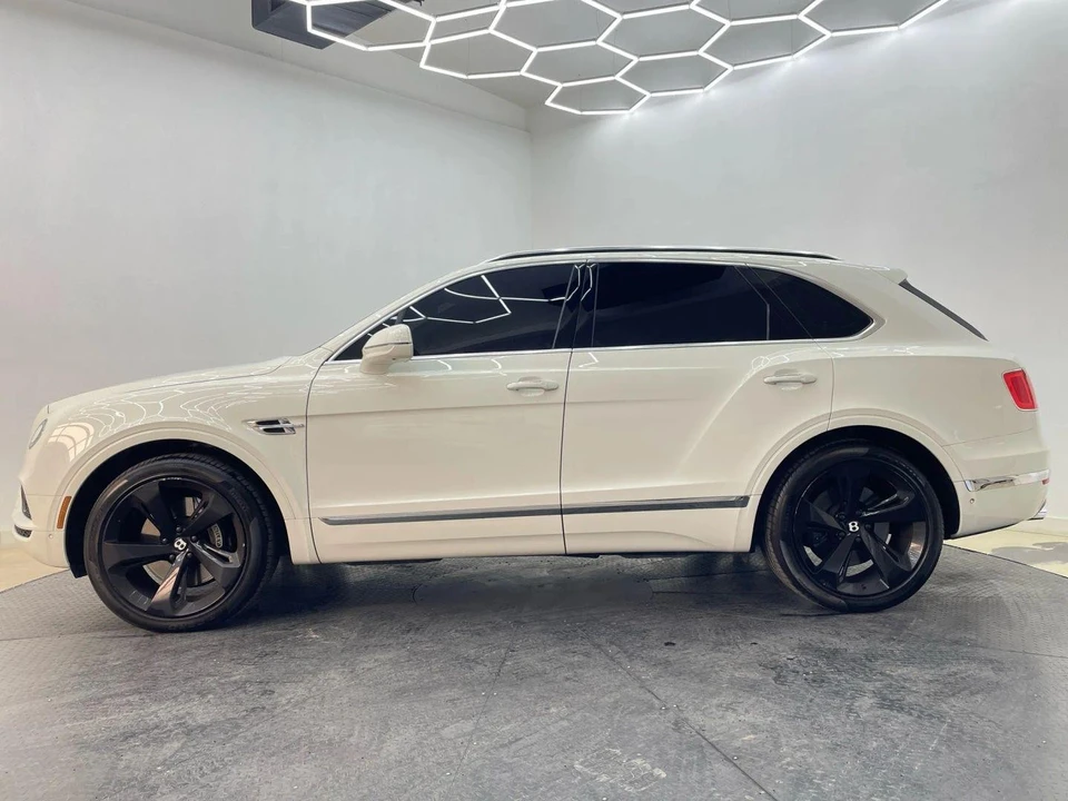2018 Bentley Bentayga - Image 6 of 21