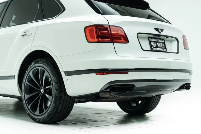 2018 Bentley Bentayga - Image 16 of 20