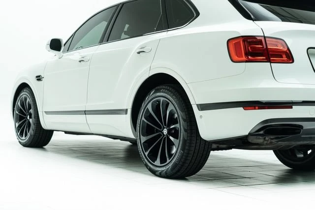 2018 Bentley Bentayga - Image 15 of 20