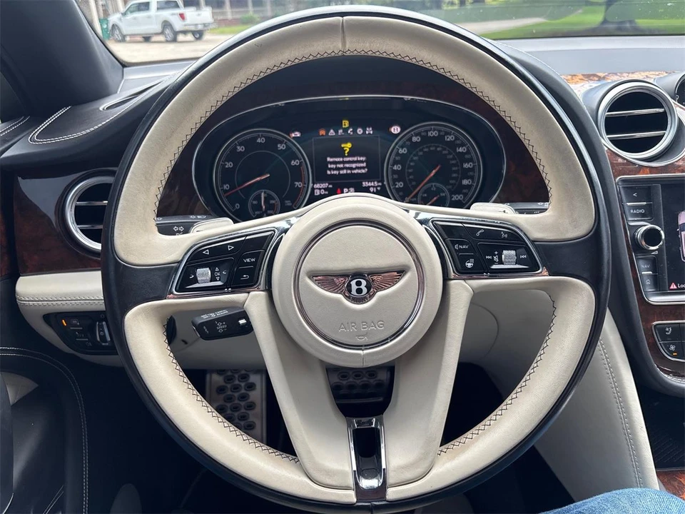 2018 Bentley Bentayga - Image 22 of 31