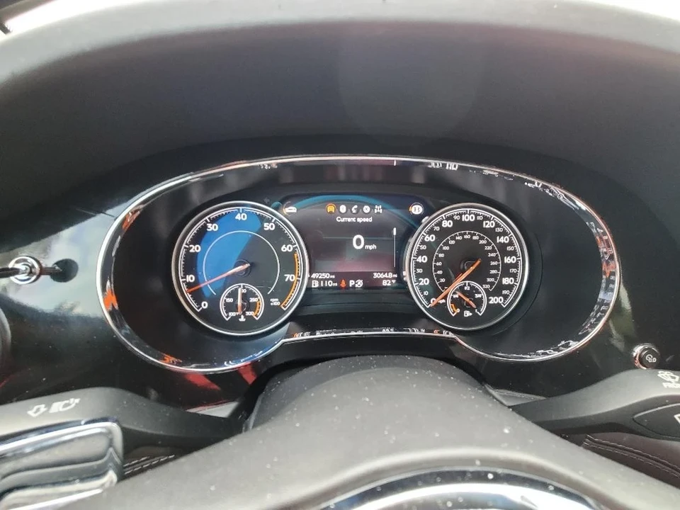 2018 Bentley Bentayga - Image 6 of 14