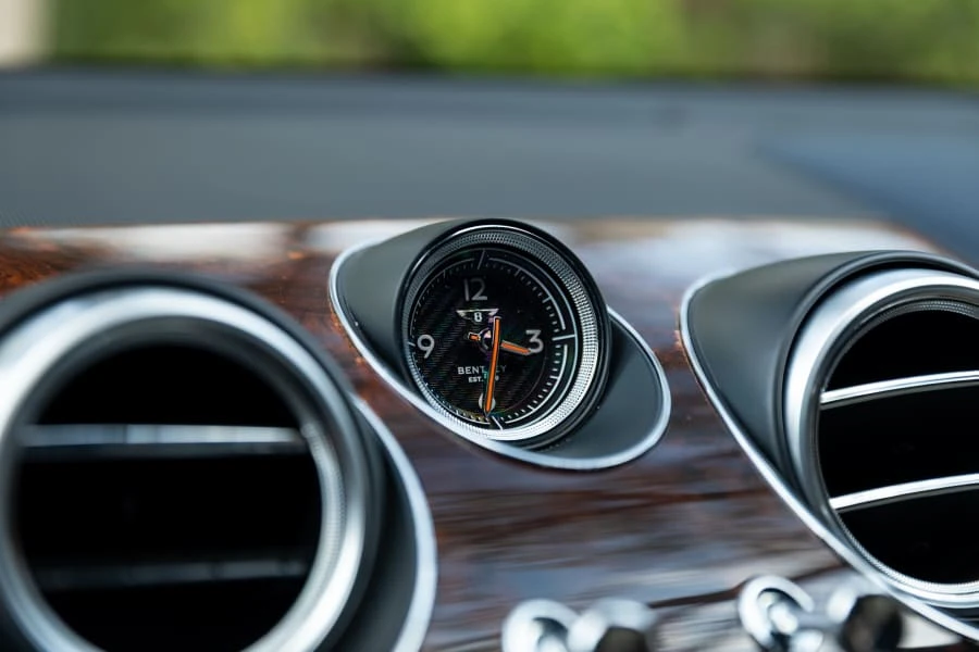 2018 Bentley Bentayga - Image 22 of 31