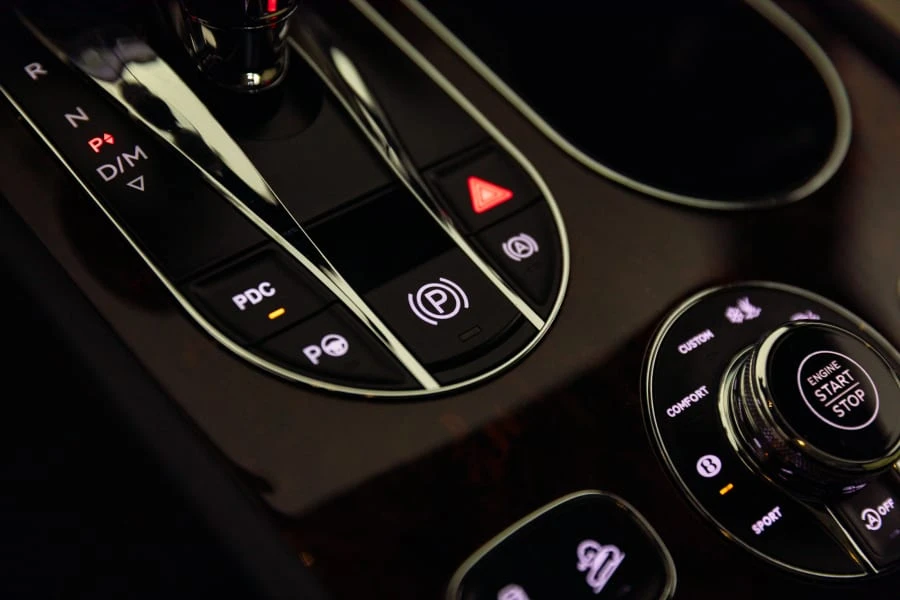 2018 Bentley Bentayga - Image 29 of 31