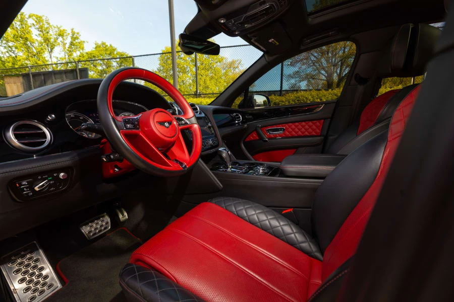 2018 Bentley Bentayga - Image 14 of 31