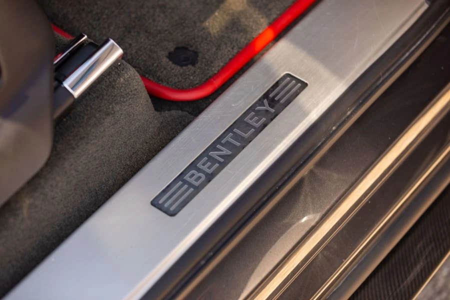 2018 Bentley Bentayga - Image 23 of 31