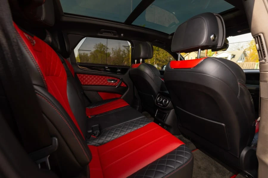 2018 Bentley Bentayga - Image 19 of 31