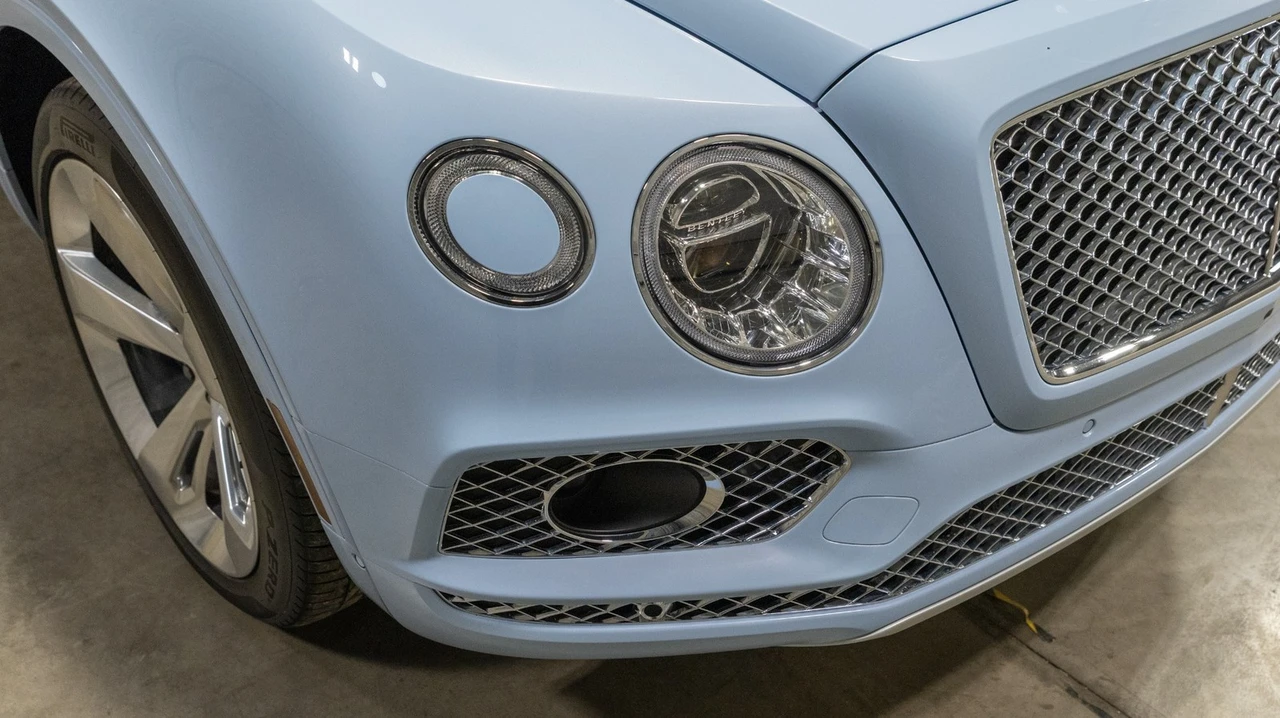2018 Bentley Bentayga - Image 17 of 21