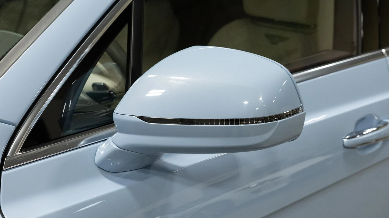 2018 Bentley Bentayga - Image 11 of 21