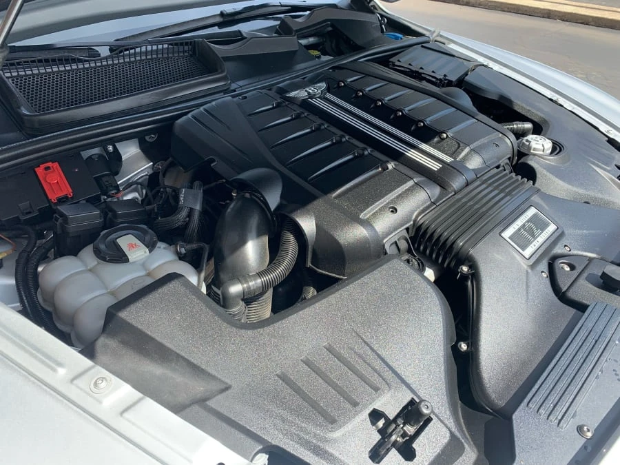 2018 Bentley Bentayga - Image 9 of 9