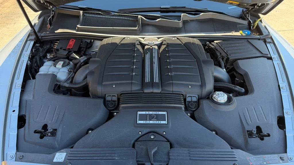 2018 Bentley Bentayga - Image 13 of 21
