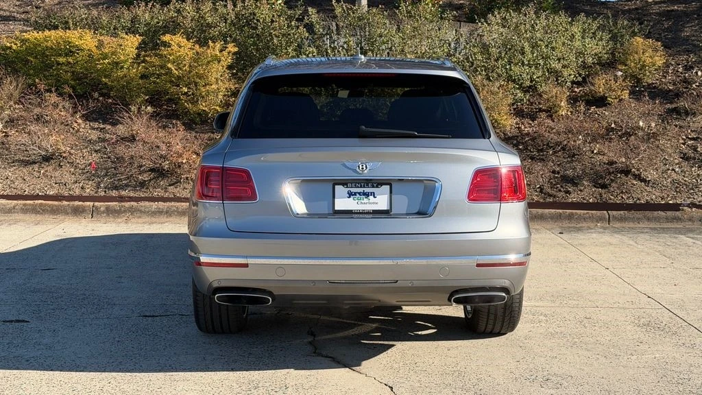2018 Bentley Bentayga - Image 9 of 21