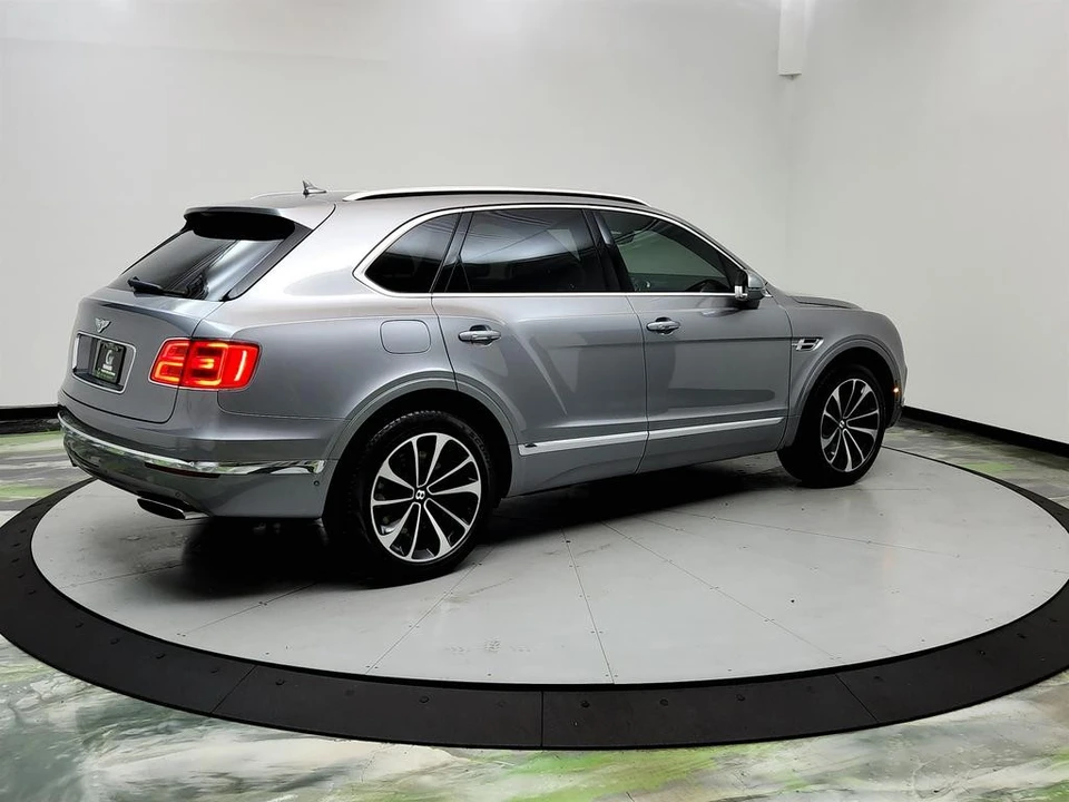 2018 Bentley Bentayga - Image 5 of 12