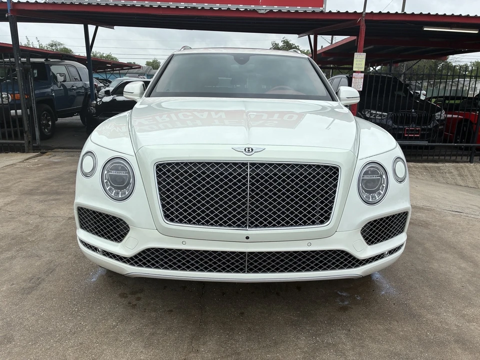 2018 Bentley Bentayga - Image 7 of 31