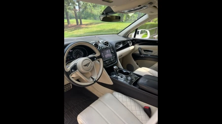 2018 Bentley Bentayga - Image 3 of 16