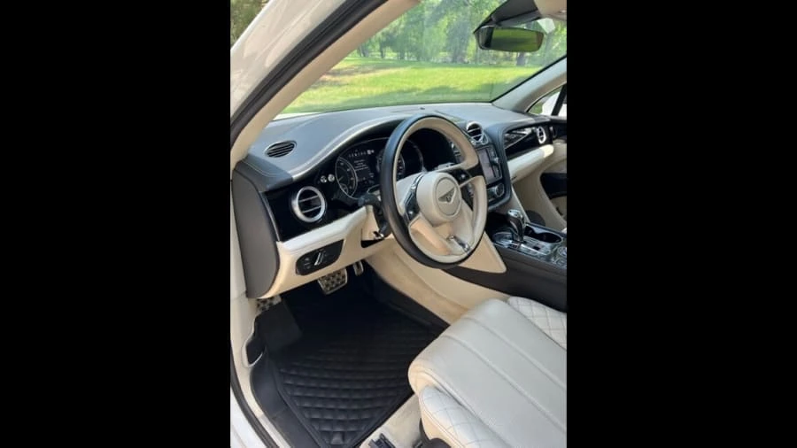 2018 Bentley Bentayga - Image 4 of 16