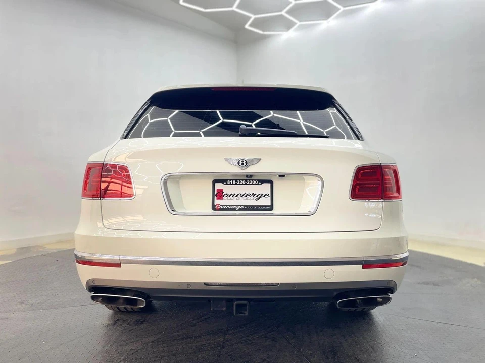 2018 Bentley Bentayga - Image 4 of 31