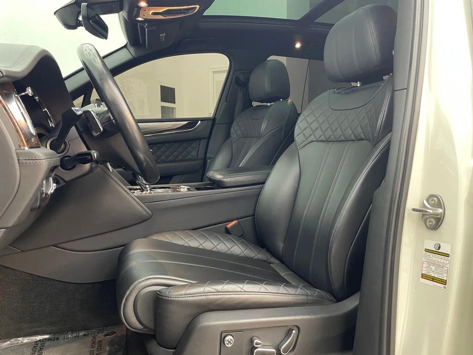 2018 Bentley Bentayga - Image 13 of 31