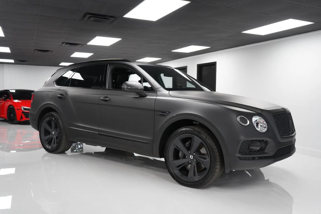 2018 Bentley Bentayga - Image 2 of 31
