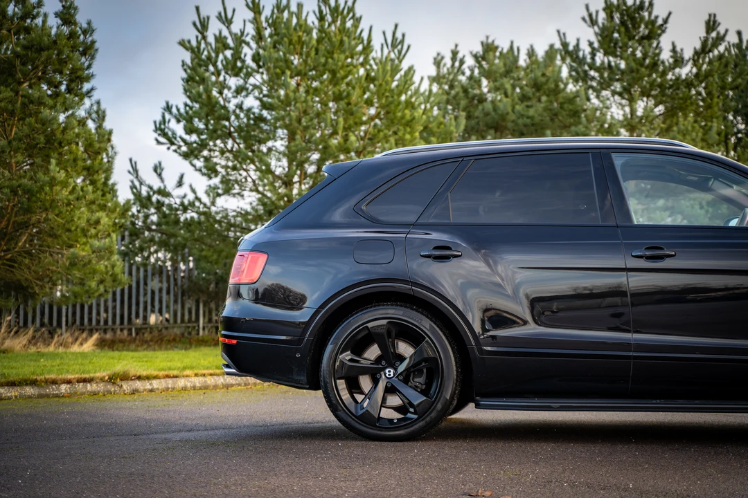 2018 Bentley Bentayga - Image 23 of 31