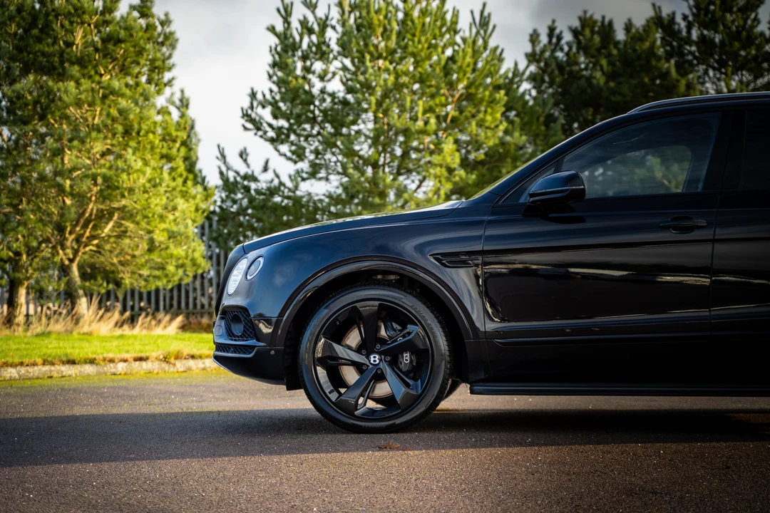 2018 Bentley Bentayga - Image 25 of 31