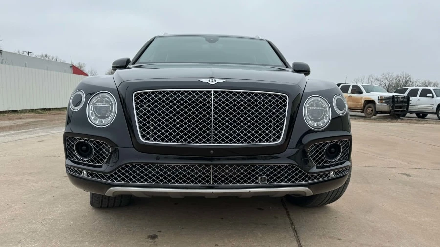 2018 Bentley Bentayga - Image 3 of 9