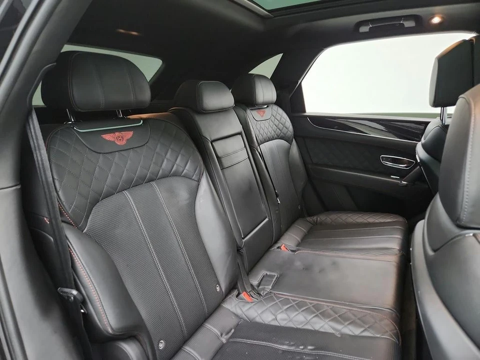 2018 Bentley Bentayga - Image 31 of 31