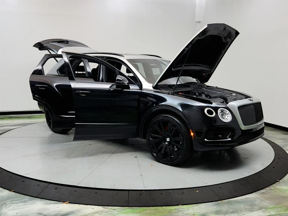 2018 Bentley Bentayga - Image 10 of 31