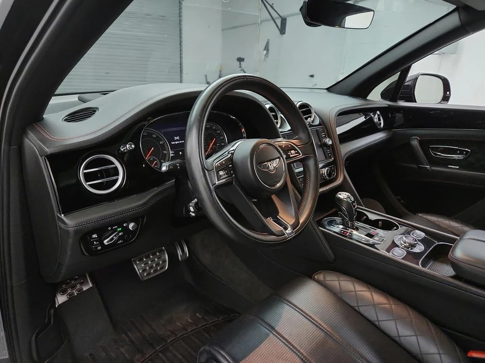2018 Bentley Bentayga - Image 13 of 31
