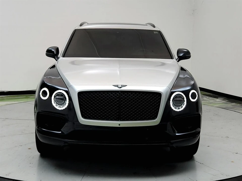 2018 Bentley Bentayga - Image 2 of 31