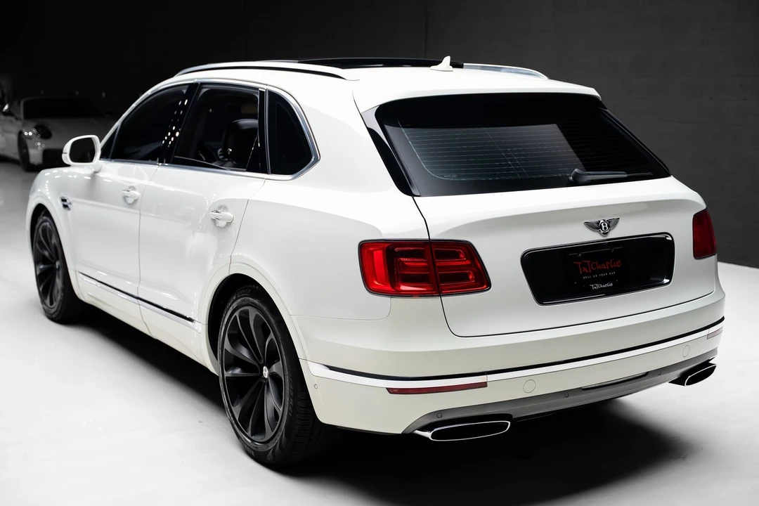 2018 Bentley Bentayga - Image 23 of 31