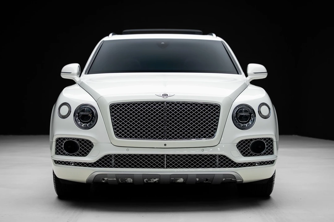 2018 Bentley Bentayga - Image 8 of 31